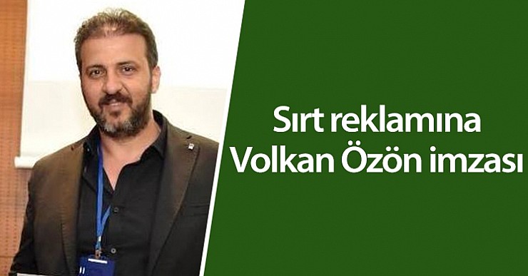 Signature of Volkan Özön on the back advertisement